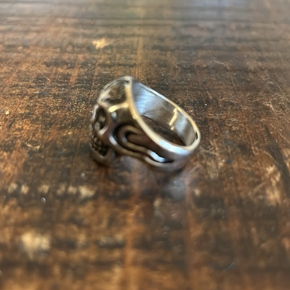 Men's skull ring size 9 - Picture 4 of 4